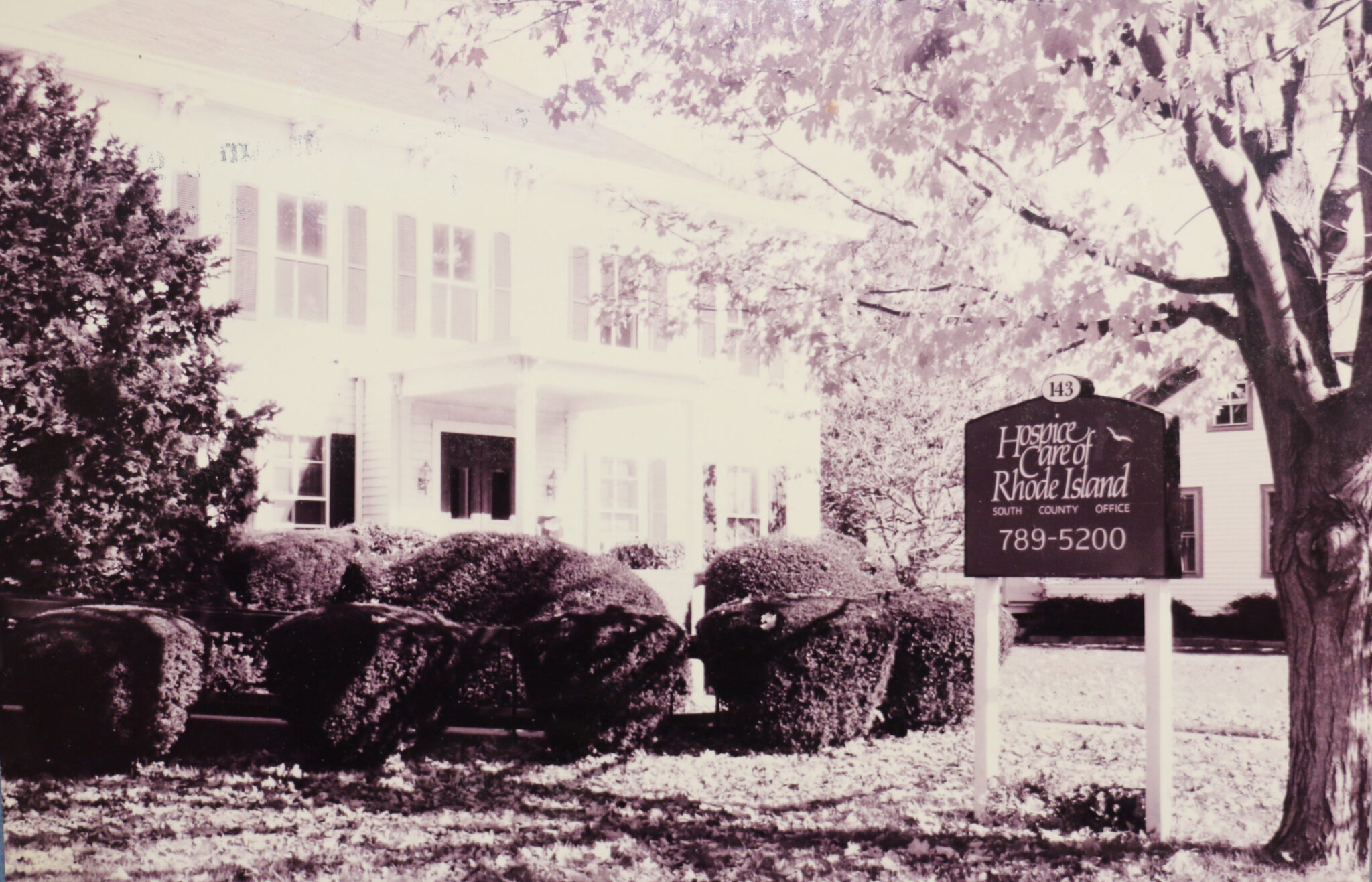 Black and white photo of HopeHealth's Wakefield Office back in the 1980's