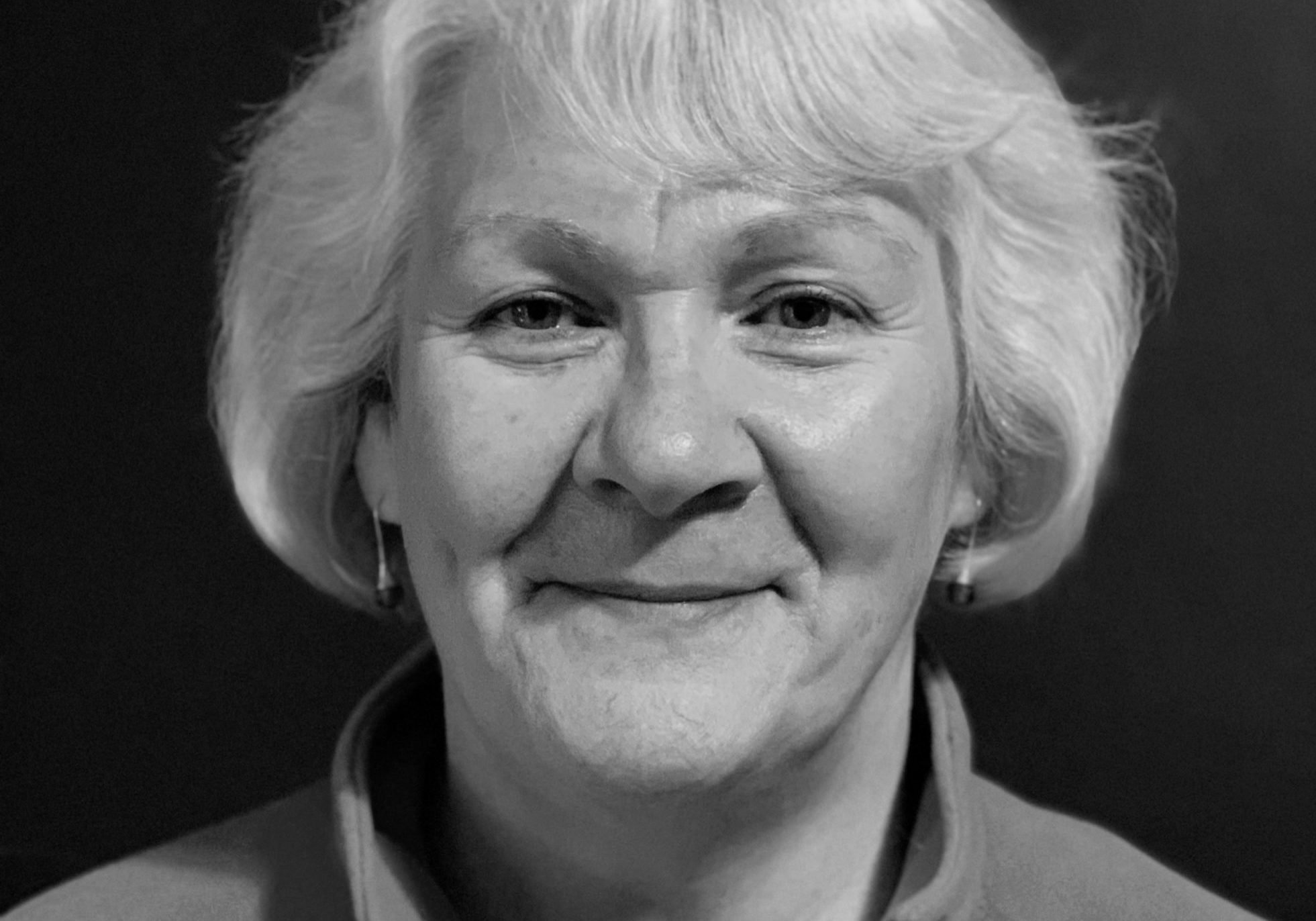 Vera O'Brien (1) (1) Black and white photo of a hospice chaplain
